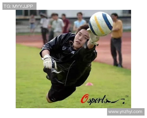 李雷雷在足球界的成就与影响力探讨是否可以称其为足球明星